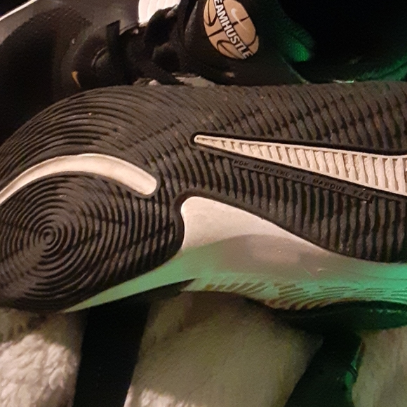 Nike team hustle D9 - Picture 3 of 3